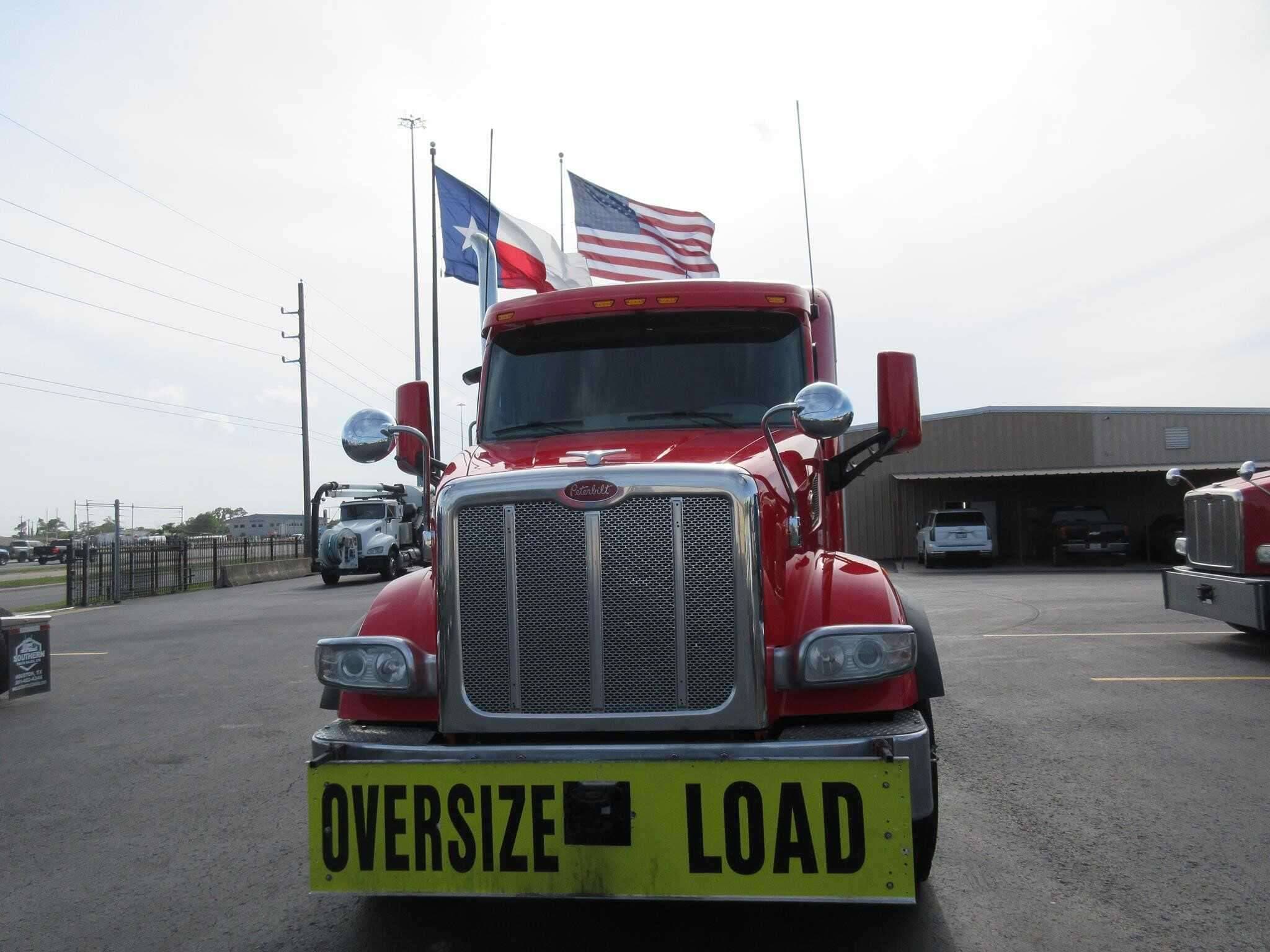 2020 Peterbilt 567 image 3