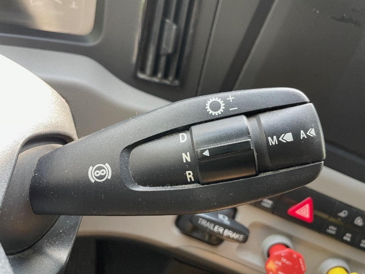 2020 Freightliner Cascadia 126 image 23