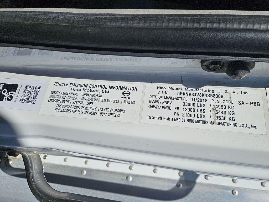 2019 Hino 338 image 13