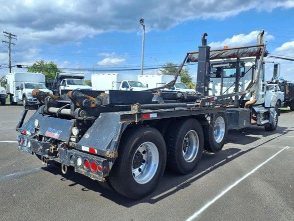 2020 Mack GRANITE 64FT image 5