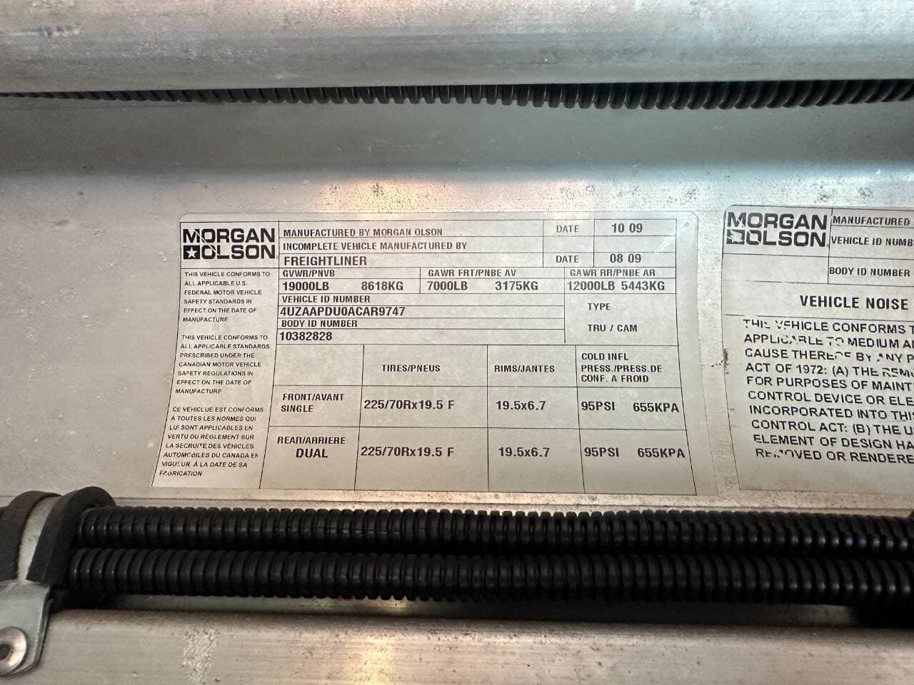 2010 Freightliner MT45 image 8