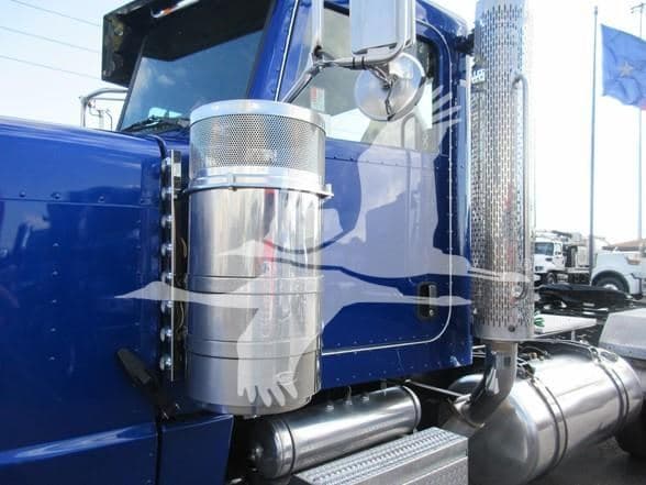 2019 Peterbilt 389 image 10