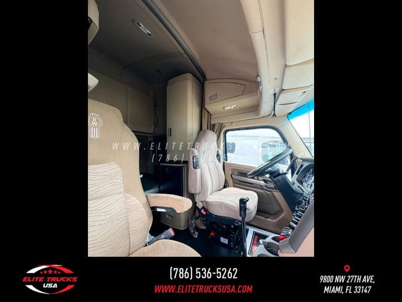 2017 Kenworth T680 image 26
