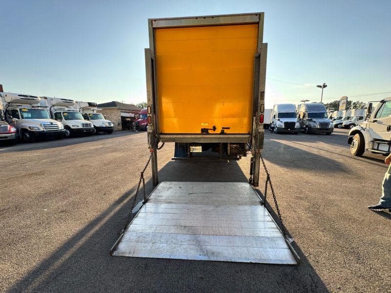 2019 International 4300 image 15