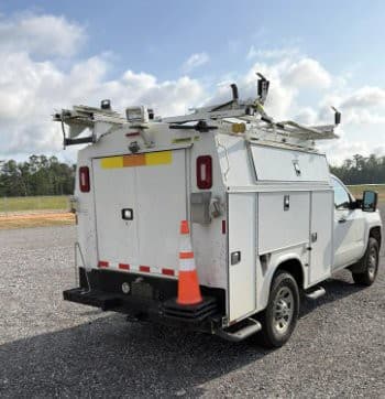 2018 Chevrolet Silverado 3500hd C/C image 3