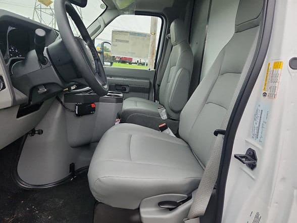 2026 Ford E350 SD image 7