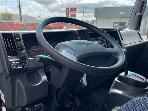 2024 Isuzu NPR HD image 11