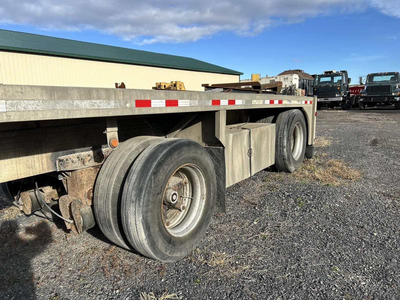 2001 REITNOUER INC Reitnouer Inc Trailers image 2