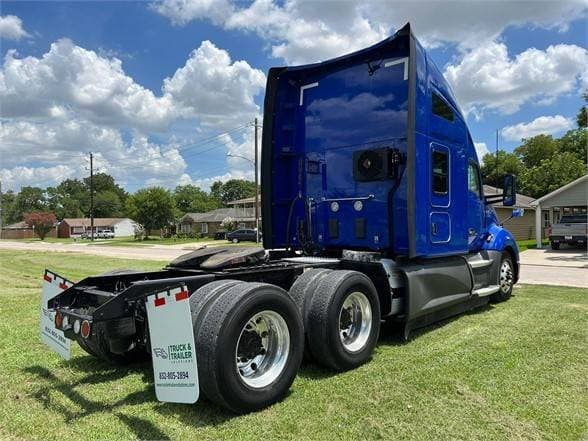 2018 Kenworth T680 image 5