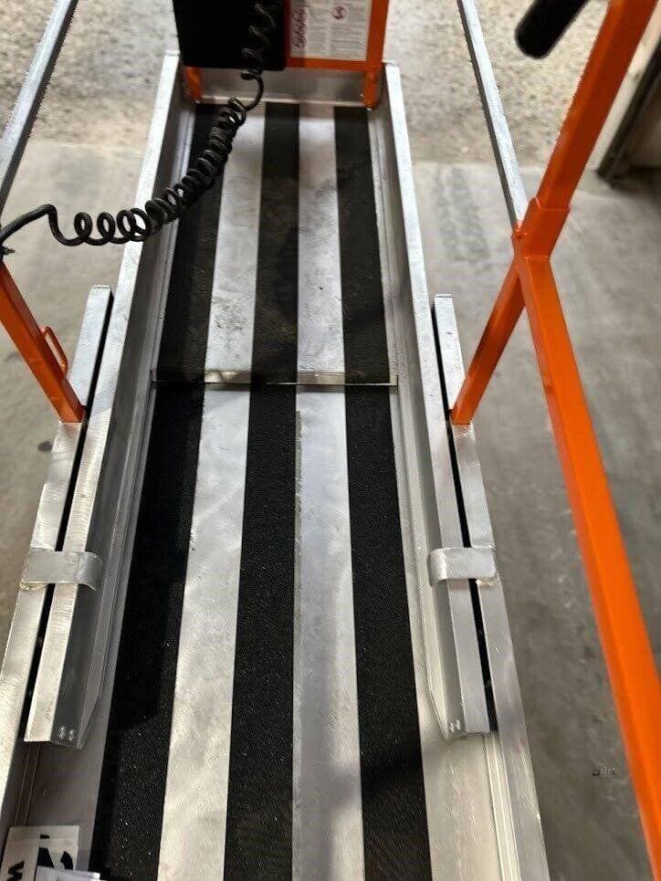 2015 JLG 2030ES image 11