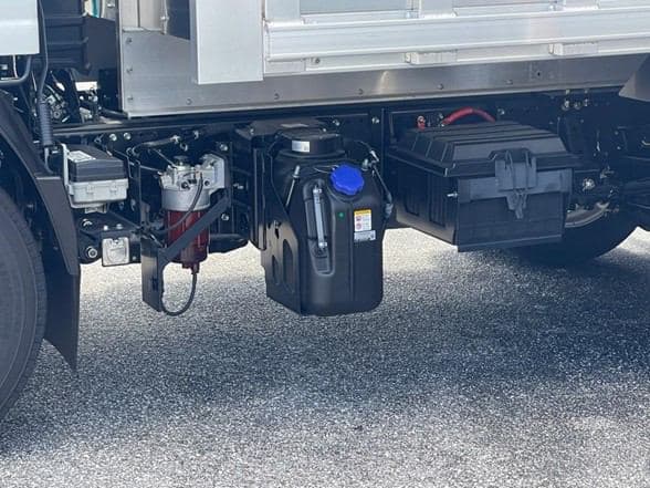 2024 Isuzu 3500 image 8