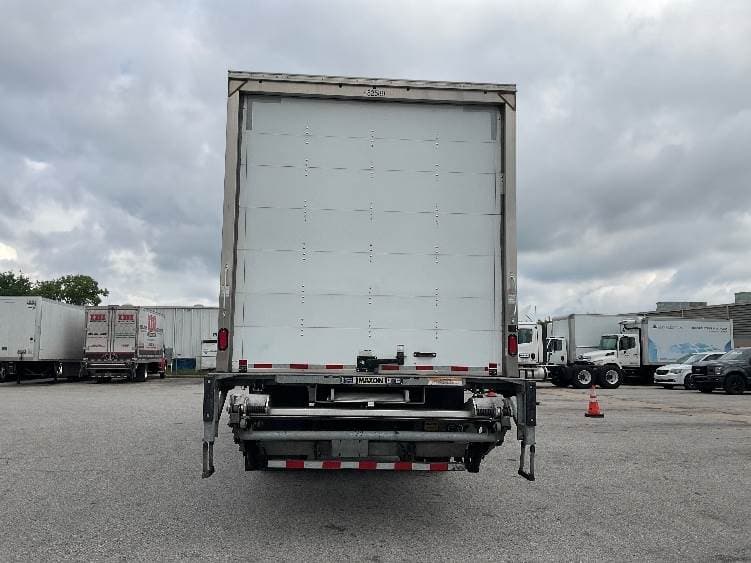 2022 International MV607 Box Truck - 220HP, 6 Speed Automatic, Roll up Door image 7