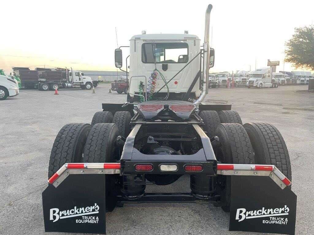 2018 Mack CXU613 Pinnacle image 4