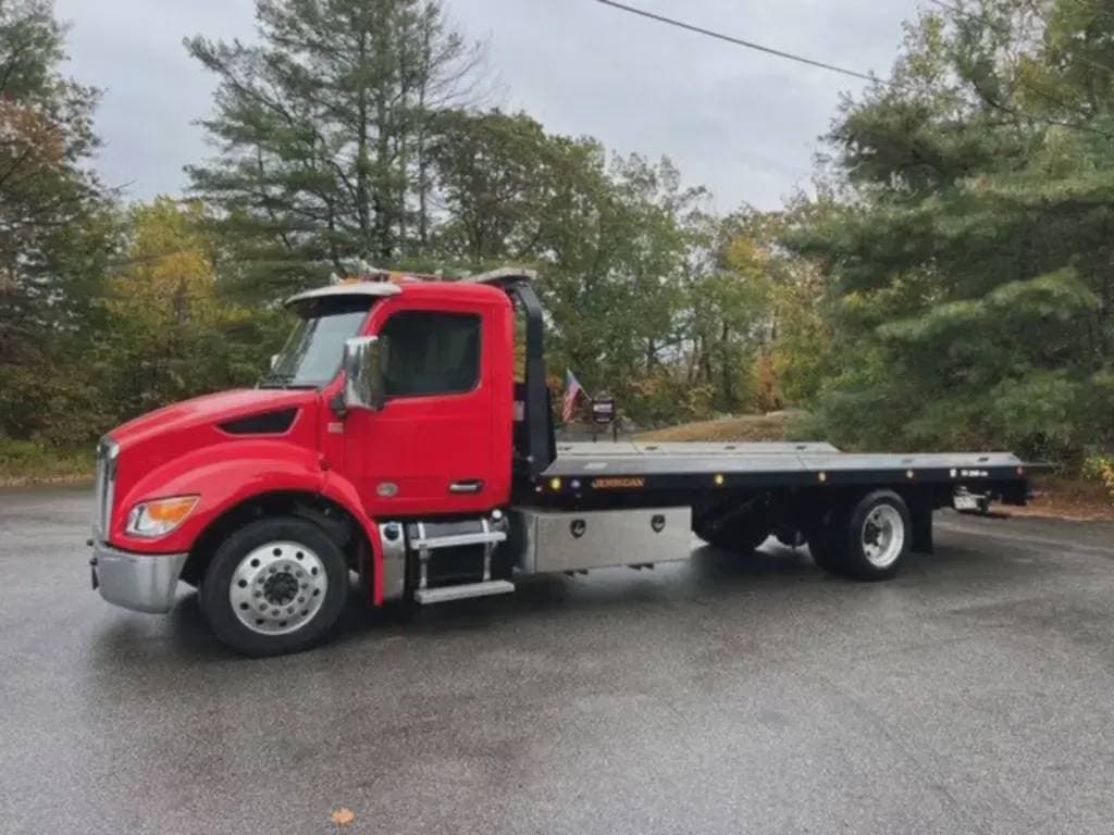 2022 Peterbilt 536 image 2