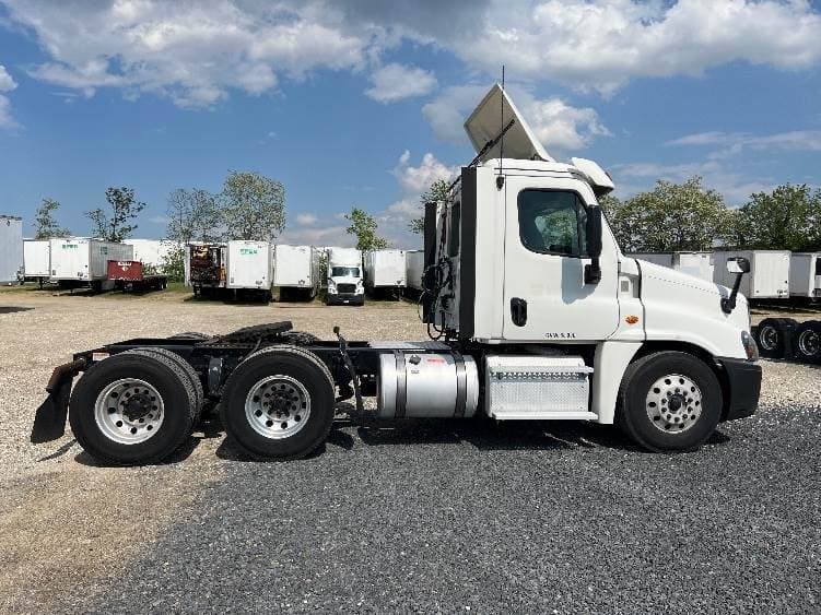 2018 Freightliner Cascadia image 7
