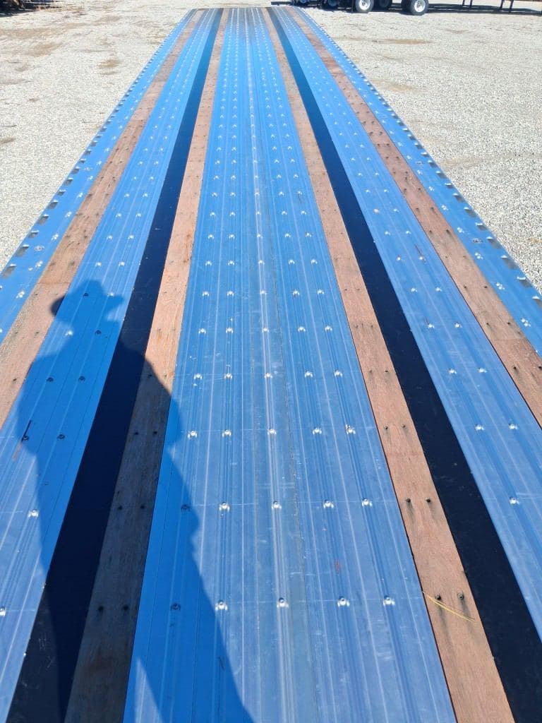 2027 Fontaine Infinity 53' Combo Flatbed image 12