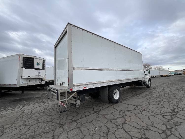 2022 International MV607 Box Truck - 220HP, 6 Speed Automatic, Roll up Door image 13