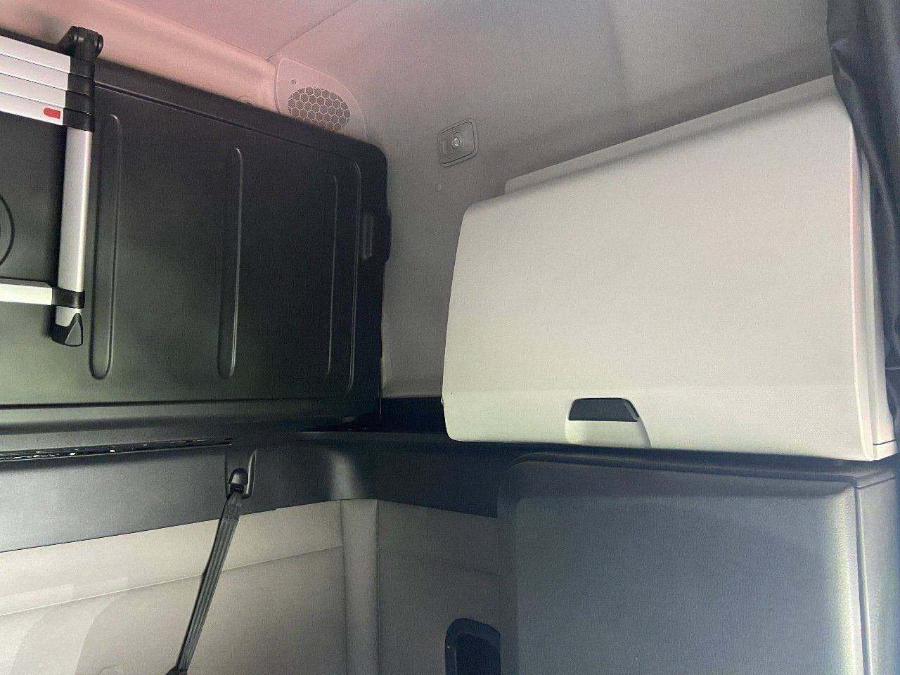 2020 FREIGHTLINER PE116064ST Tandem Axle Sleeper image 14