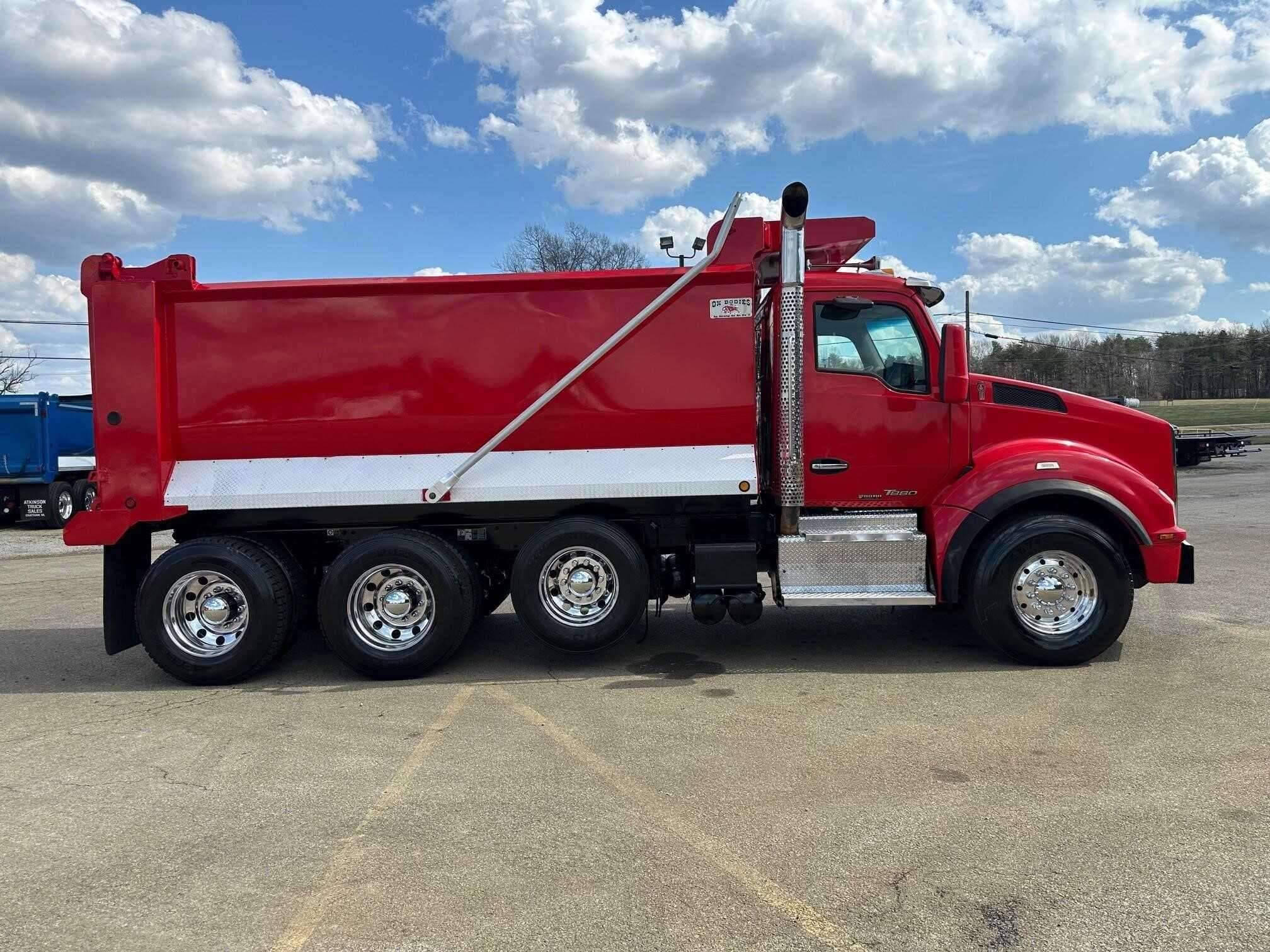 2017 Kenworth T880 image 4