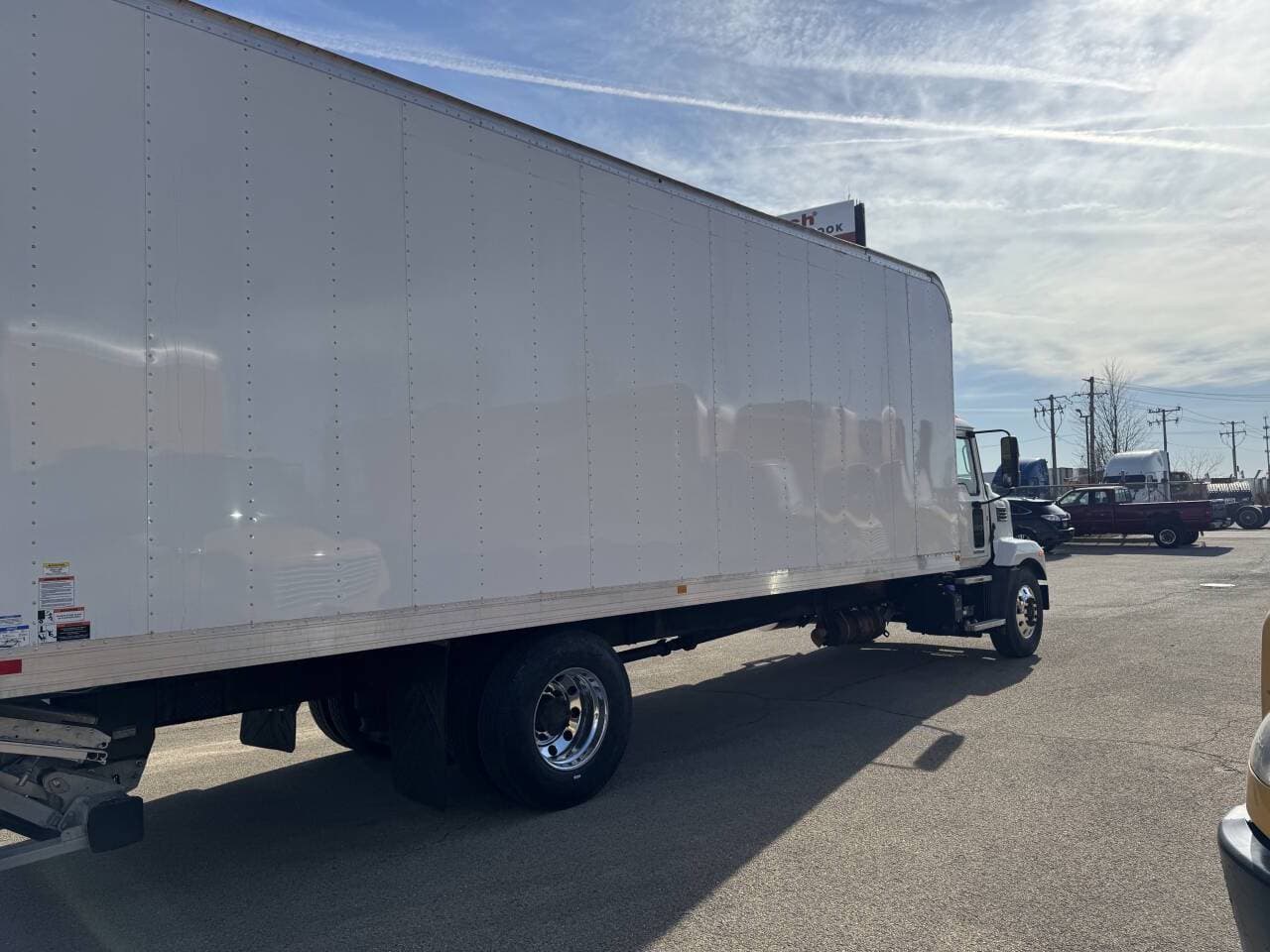 2024 Mack MD6 image 7