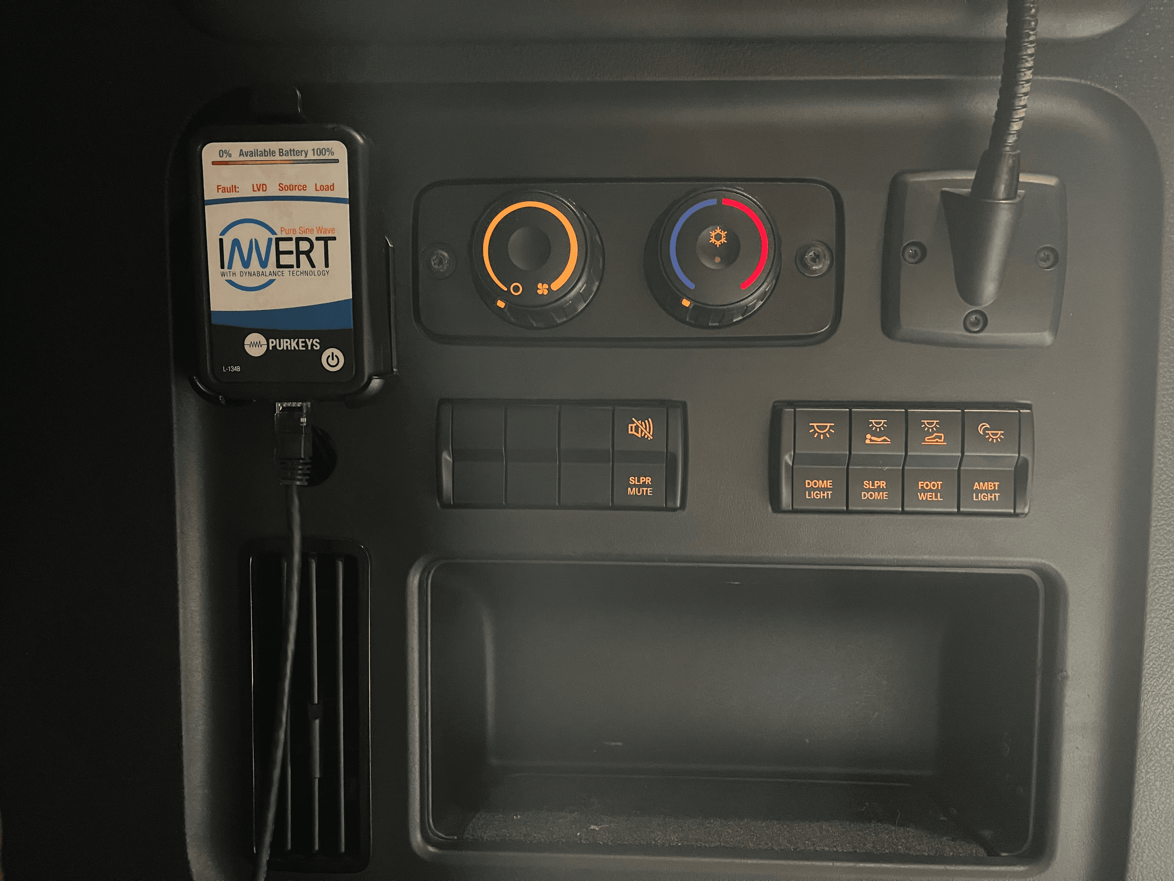 2021 Freightliner Cascadia image 14