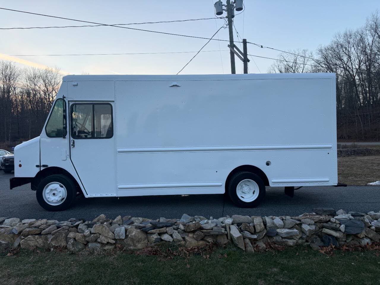 2020 Freightliner MT45 image 17