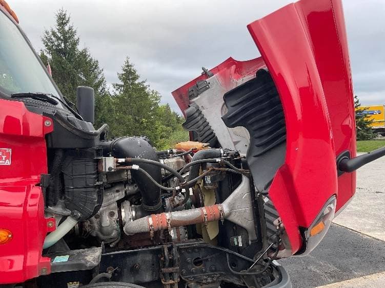 2018 Freightliner Cascadia image 4