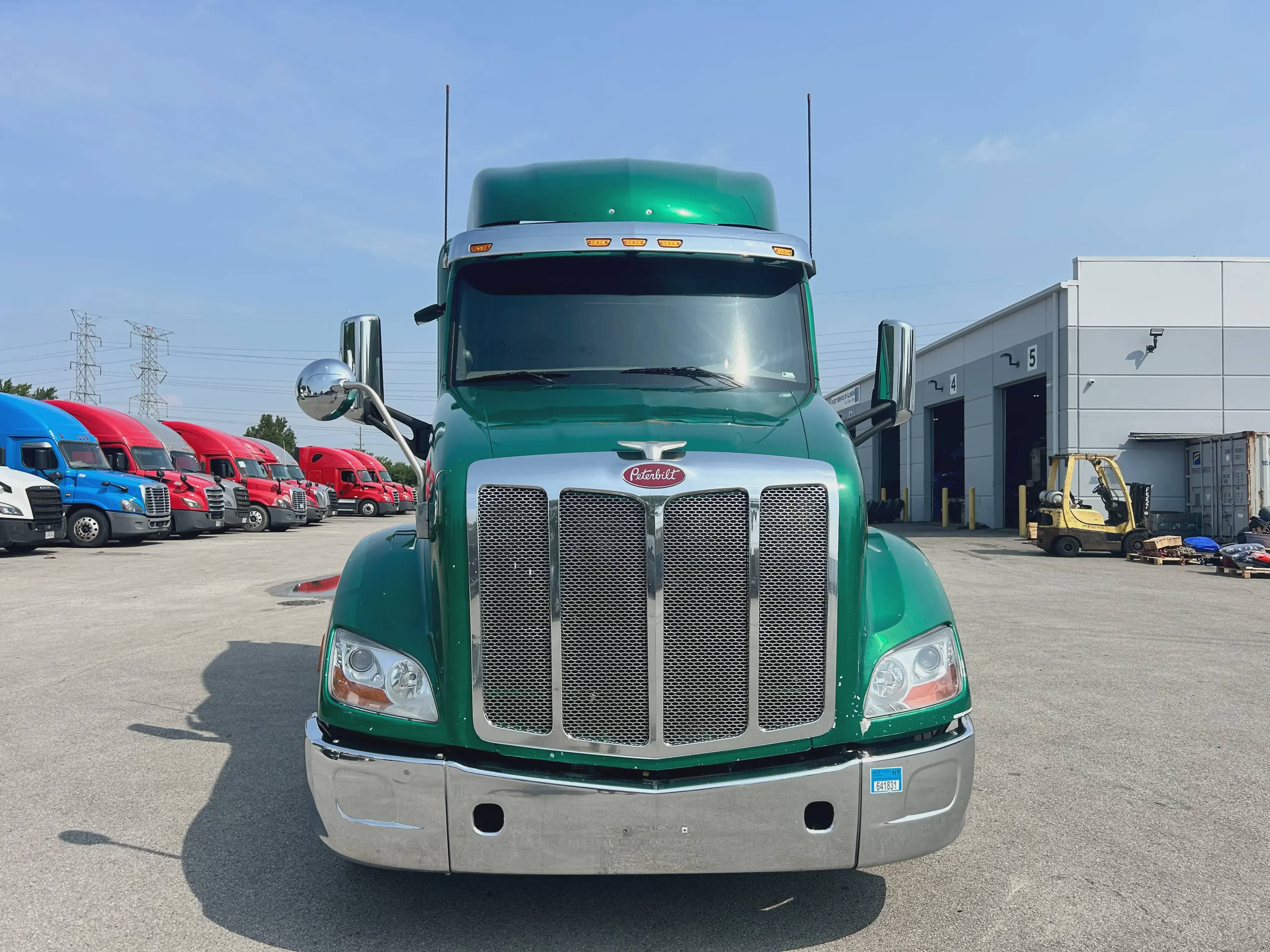 2016 Peterbilt 579 New Engine – Complete Overhaul image 3