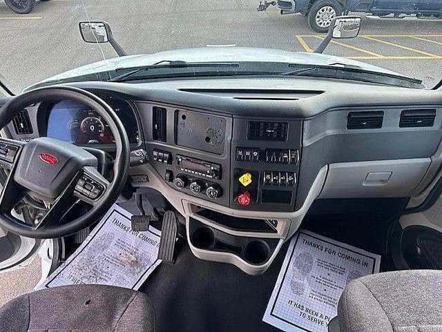 2024 Peterbilt 579 image 11
