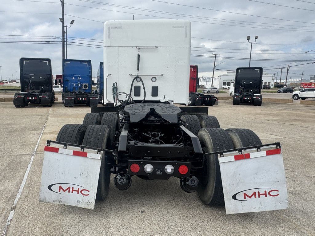Used 2024 KENWORTH T880 image 7