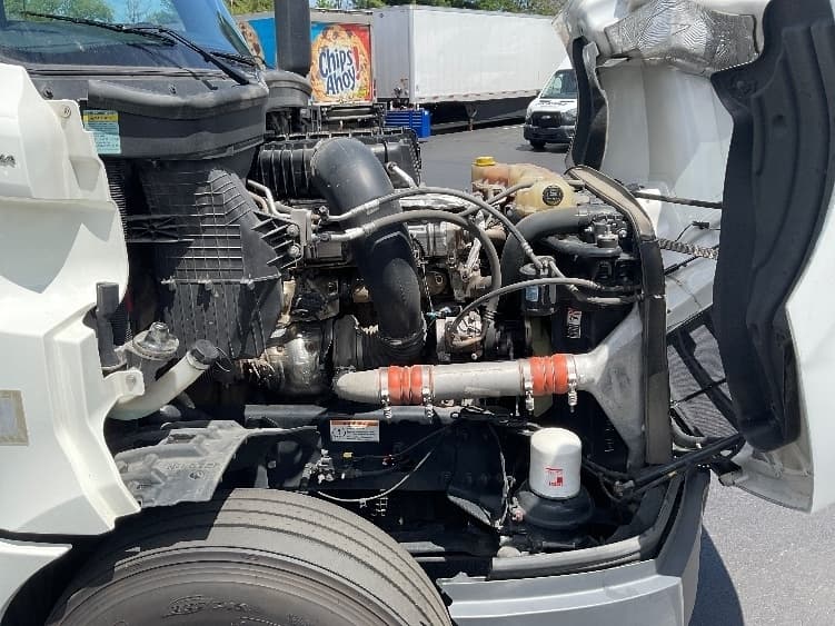 Used 2022 FREIGHTLINER Conventional - Sleeper Truck - CASCADIA 126 image 16