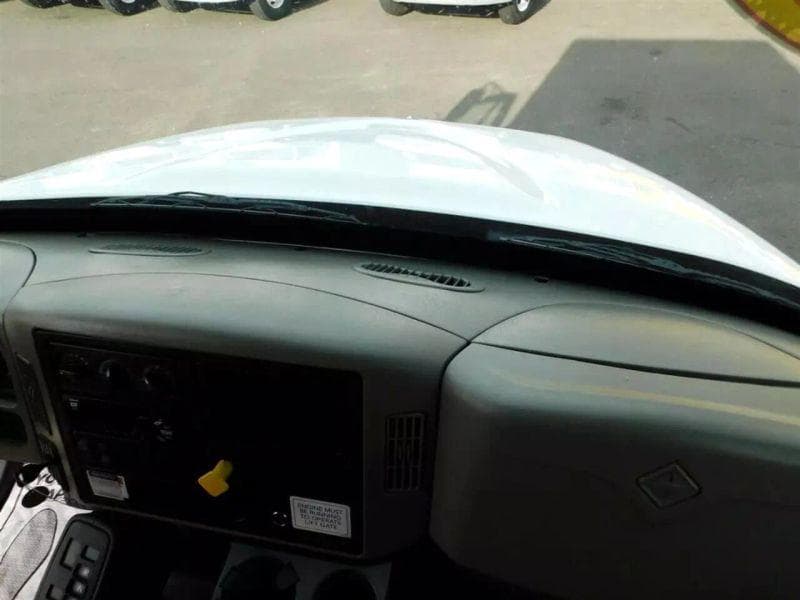 2018 International 4300 image 21
