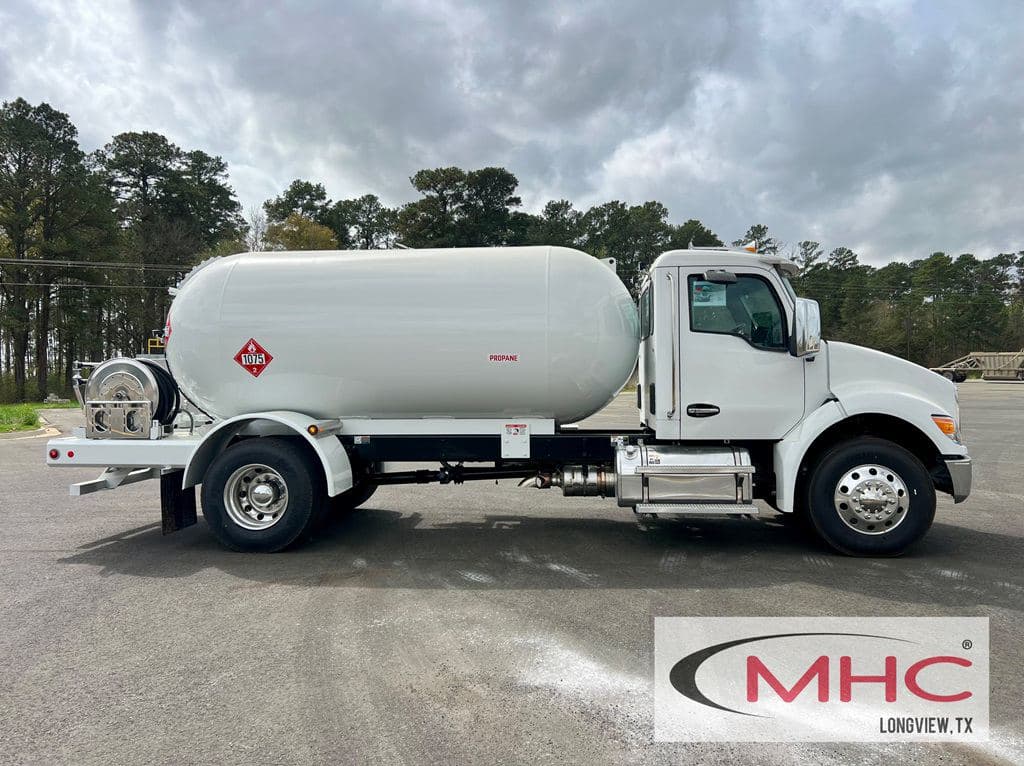 New 2026 KENWORTH T380 image 8