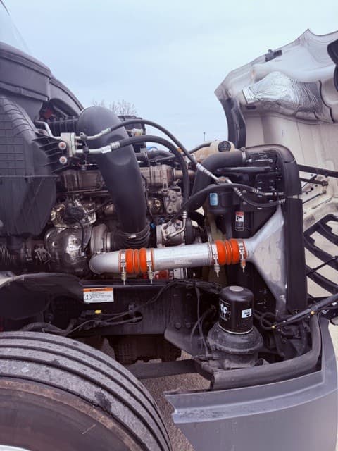 2024 Freightliner Cascadia image 13