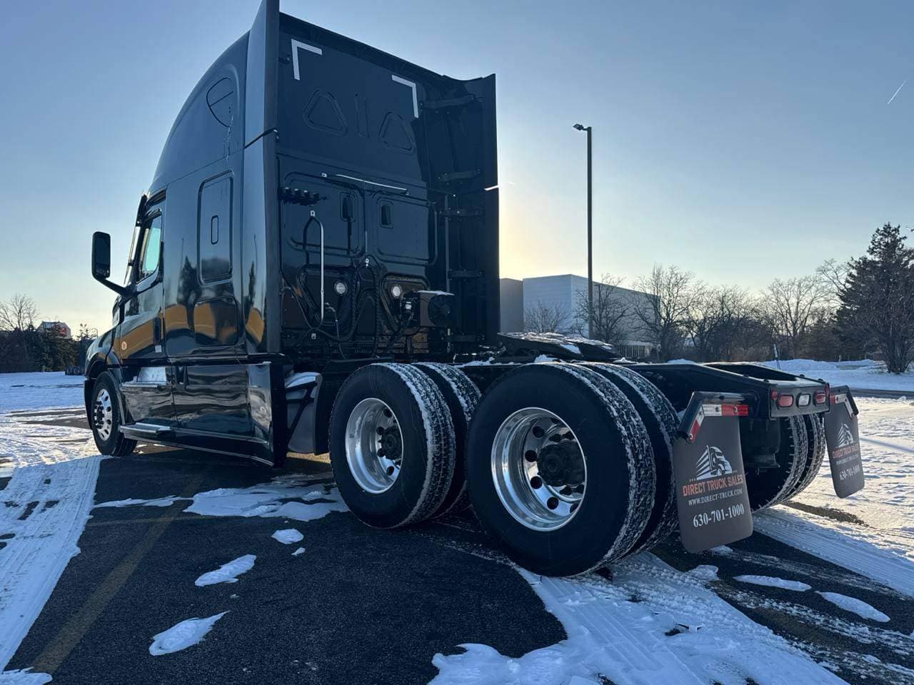 2022 Freightliner Cascadia image 4