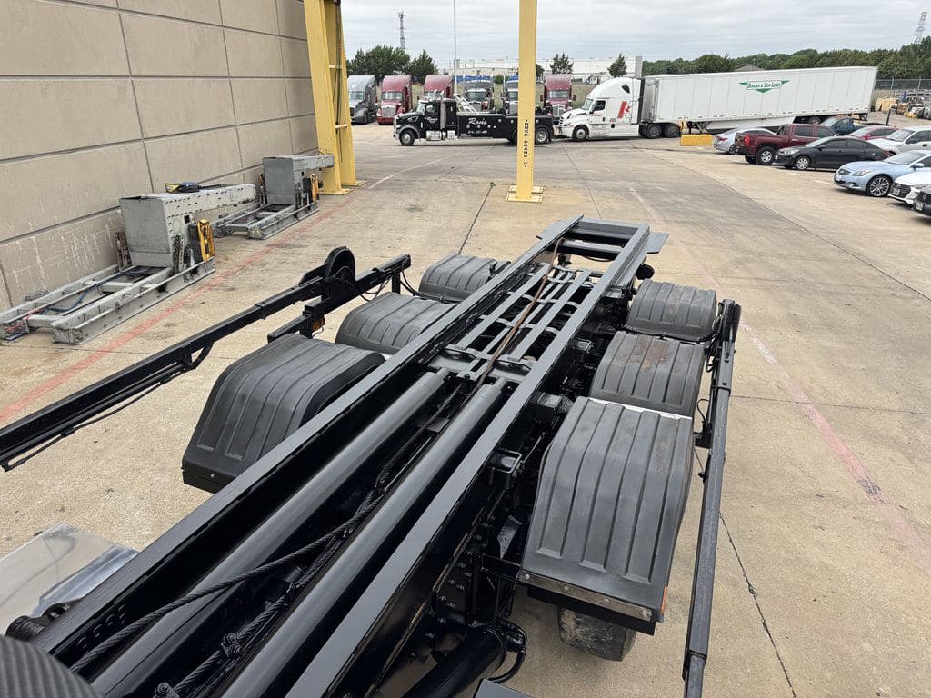 Used 2016 INTERNATIONAL 5900 image 20