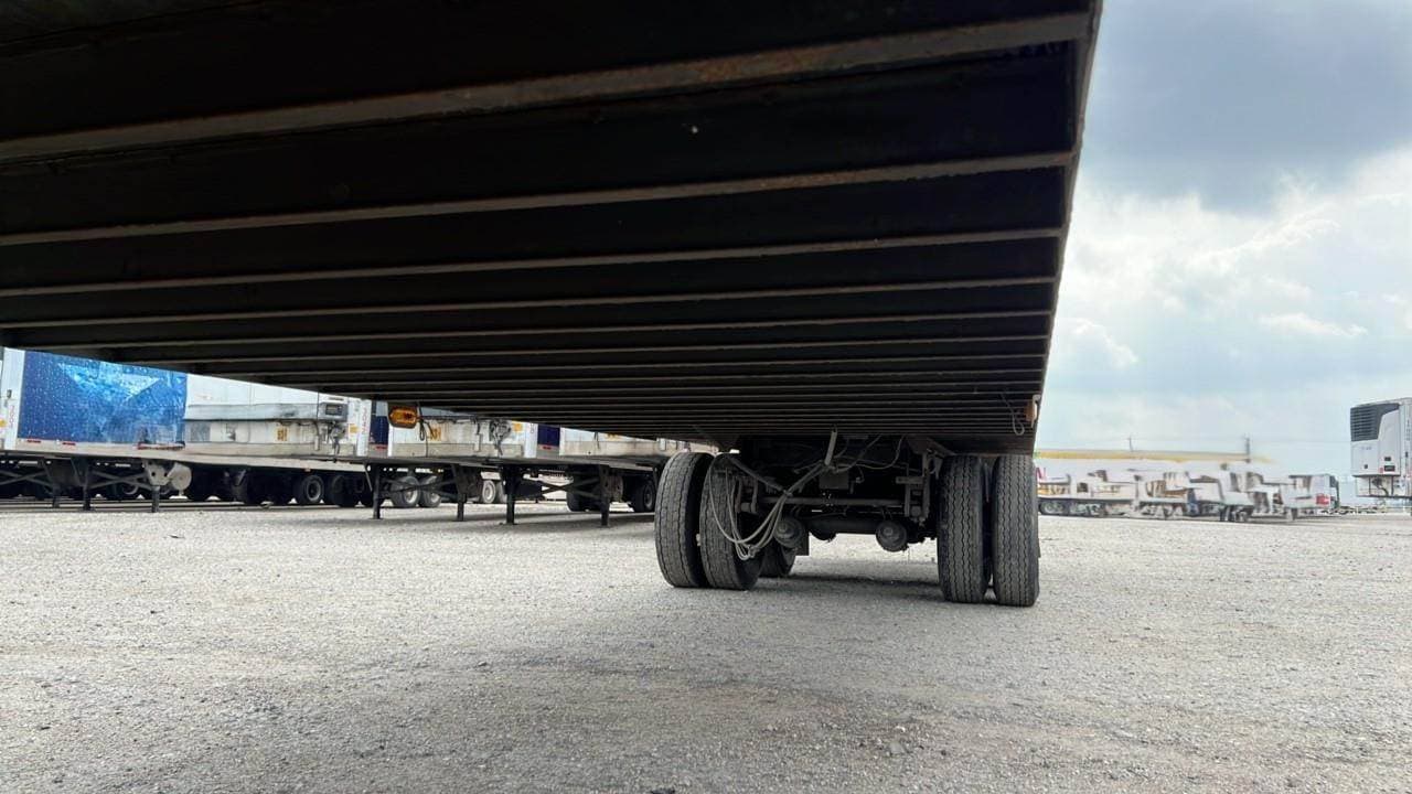 2015 Stoughton 53 ft Dry Van Trailer image 3