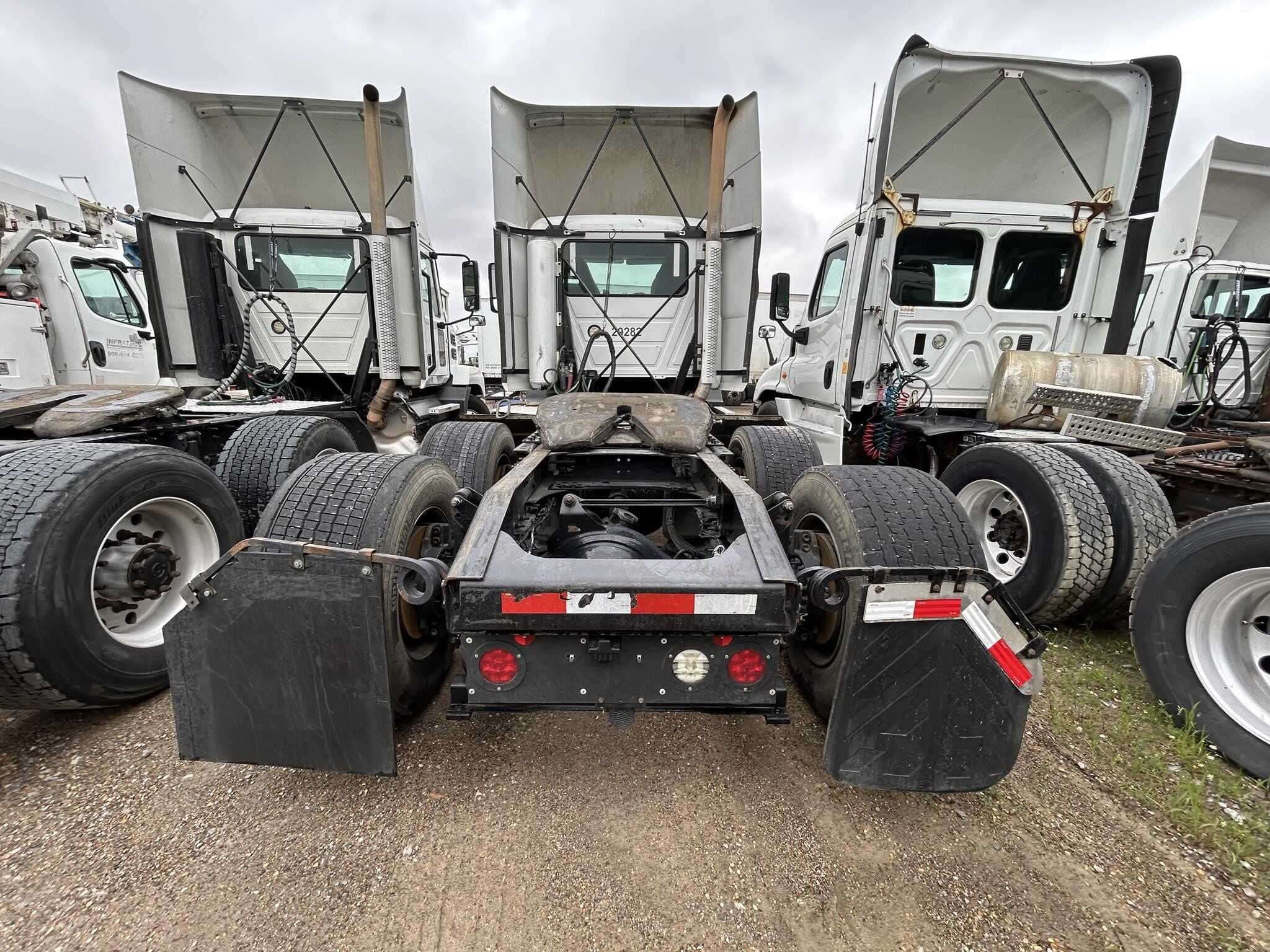Used 2019 MACK ANTHEM Conventional - Day Cab in Covington, TN image 7
