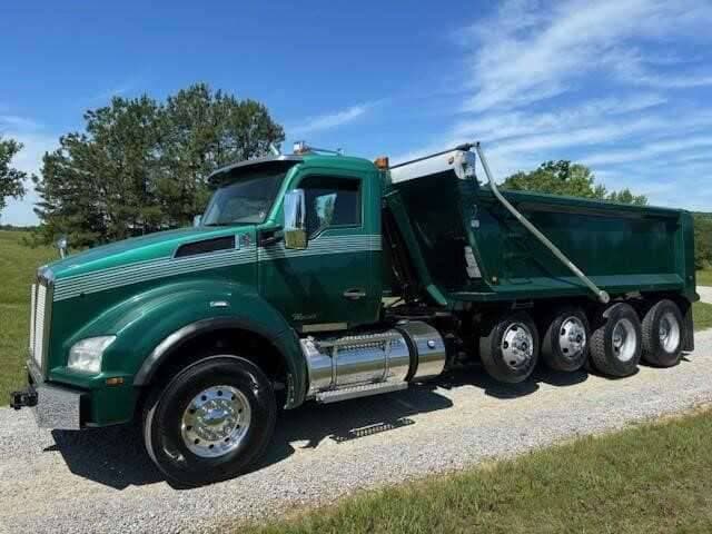 2019 Kenworth T880 image 10