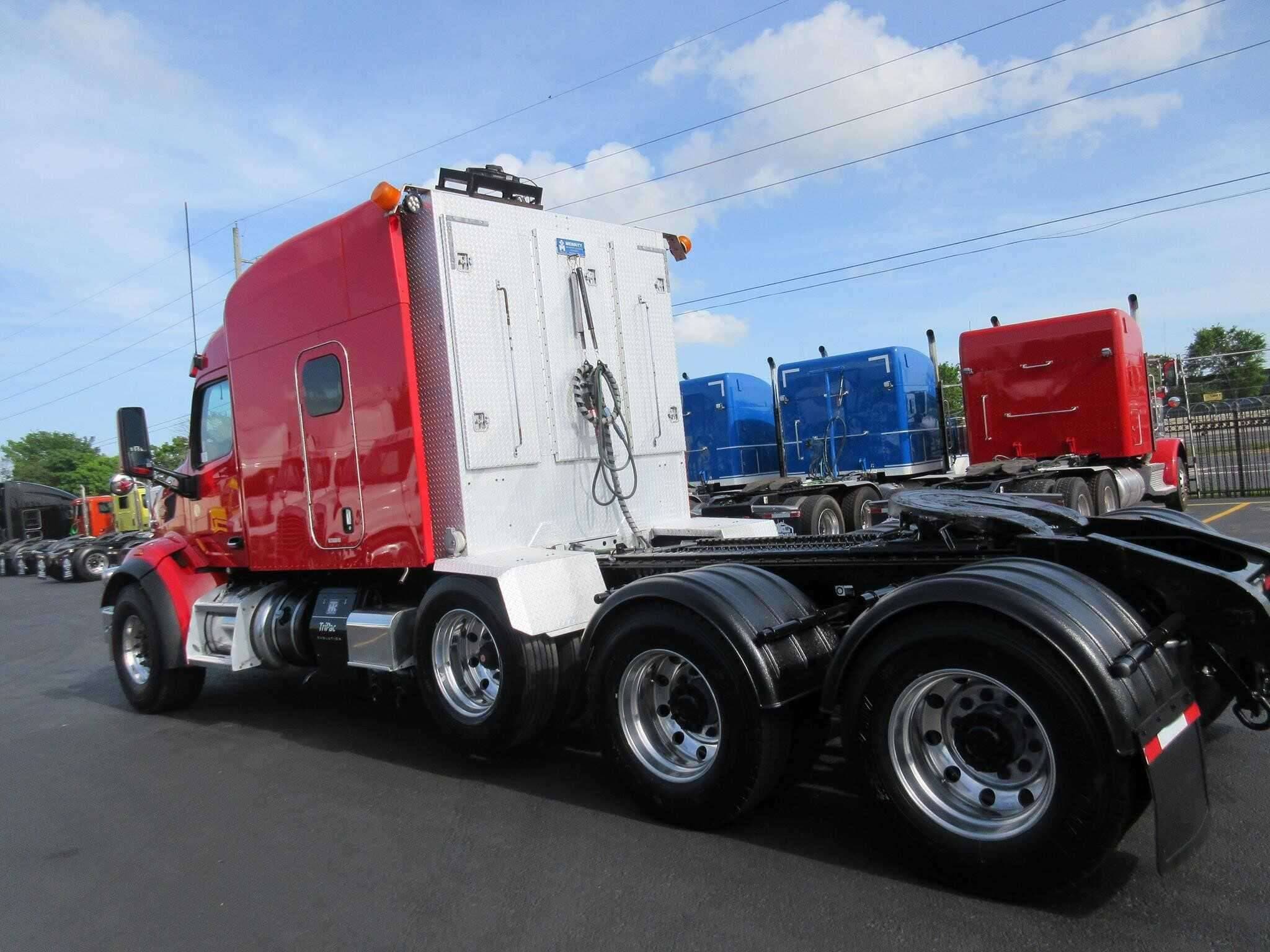 2020 Peterbilt 567 image 31