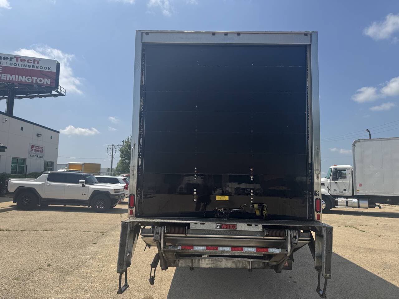 2020 International MV607 image 6