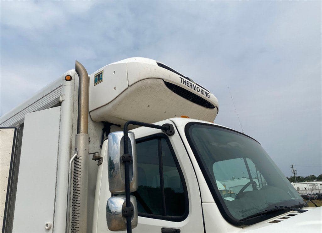 2019 Freightliner M2-106 image 7