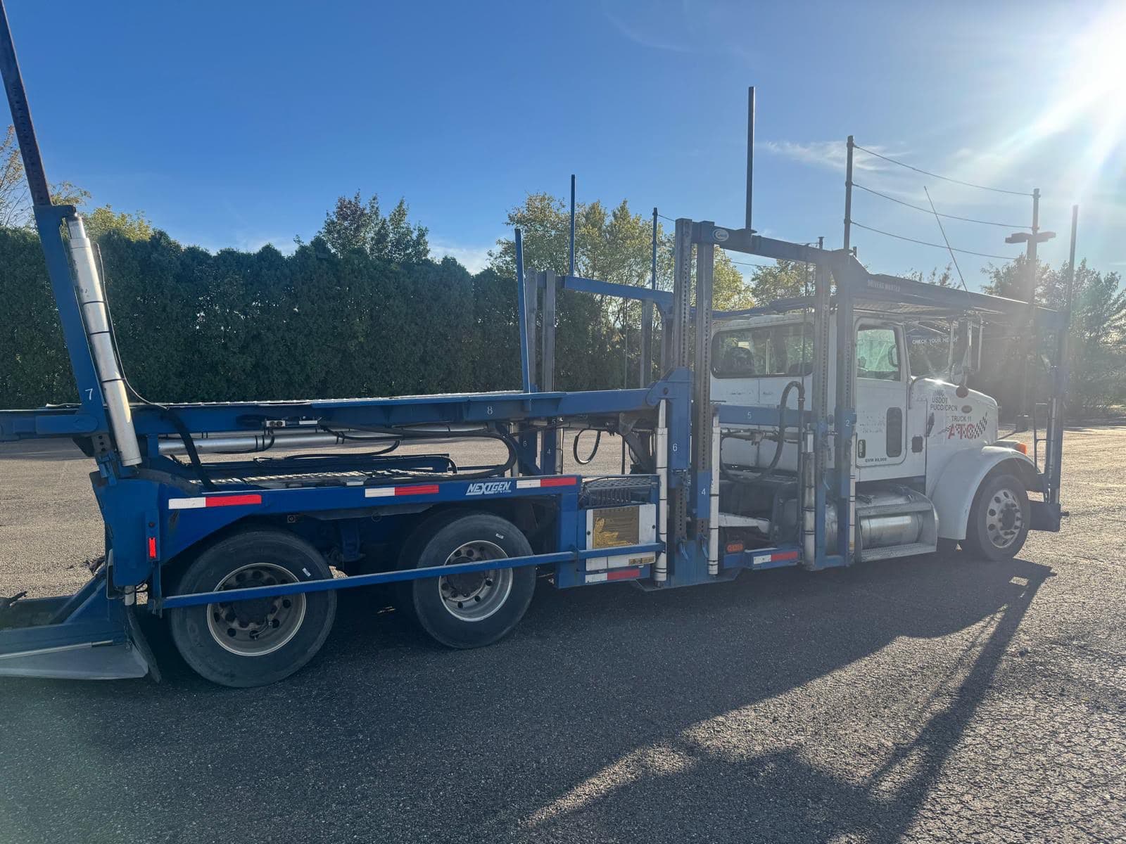 2014 Peterbilt 365 image 10