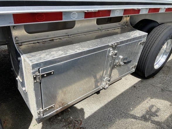 2025 Mac Trailer Mfg 1650 Cft image 13