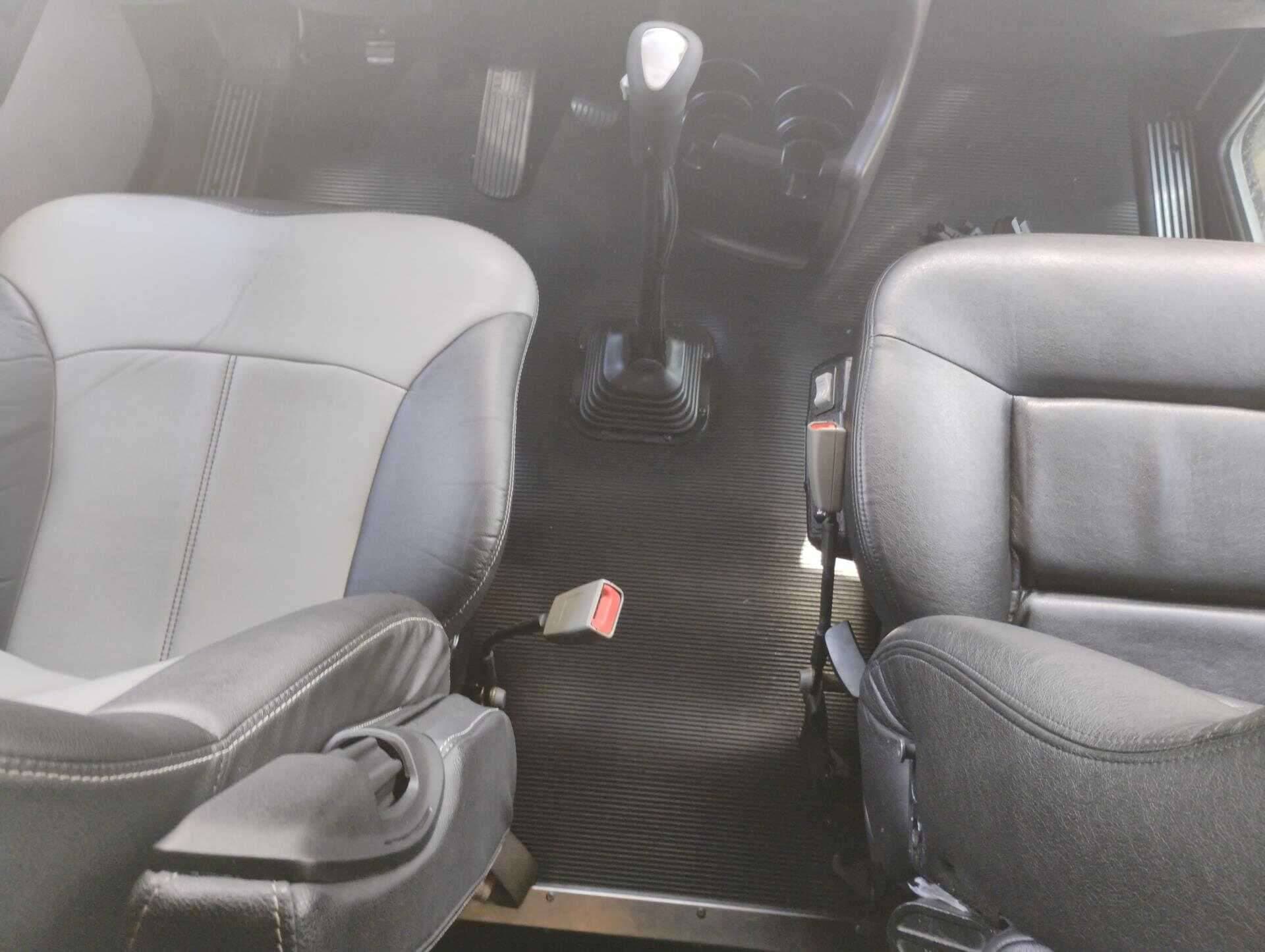 2019 Kenworth T8 Series image 7