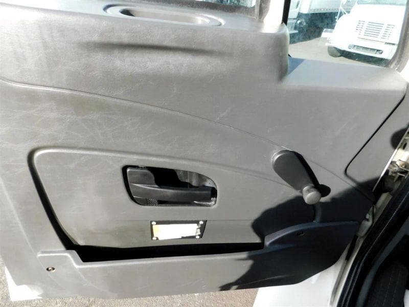 2018 International 4300 image 12