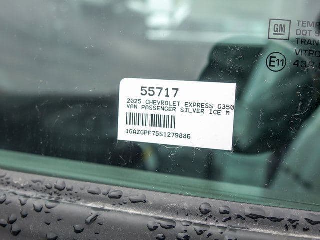 2025 Chevrolet Express 3500 LT  15 Passenger Van image 22