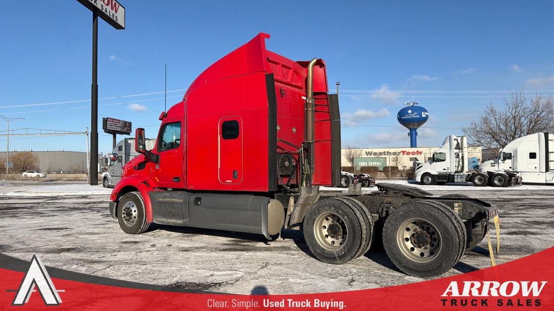 2020 Peterbilt 579 image 3