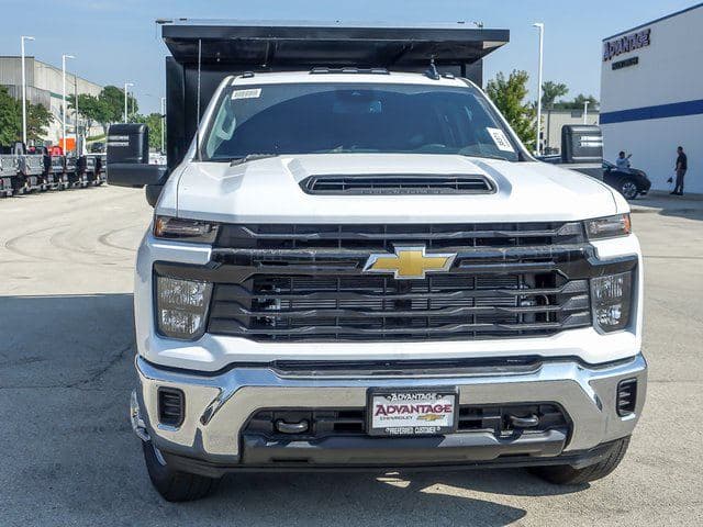 2024 Chevrolet Silverado 3500HD Work Truck 9' Landscape Dump image 8