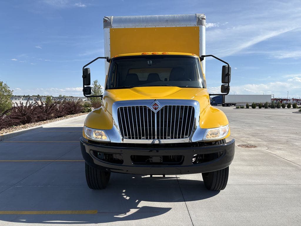 Used 2021 INTERNATIONAL MV607 image 11